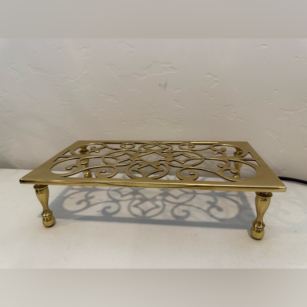 Vintage Reticulated Brass Fireplace Bird Ball Claw Footman Trivet Pot Stand